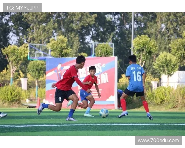 全国锦标赛回顾:重庆足球队展现出色耐力与团队精神的精彩表现 全国锦标赛回顾:重庆足球队展现出色耐力与团队精神的精彩表现