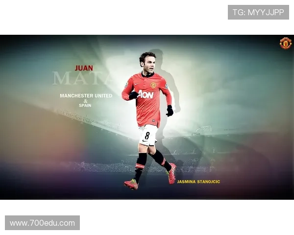 足球明星在赛场上的英俊风采尽显魅力瞬间的精彩瞬间回顾