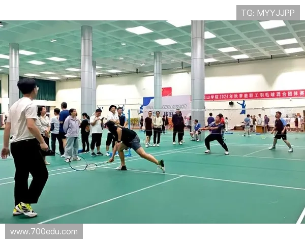 杭州羽毛球队领跑最新羽毛球配合TOP10展现卓越团队实力与默契配合